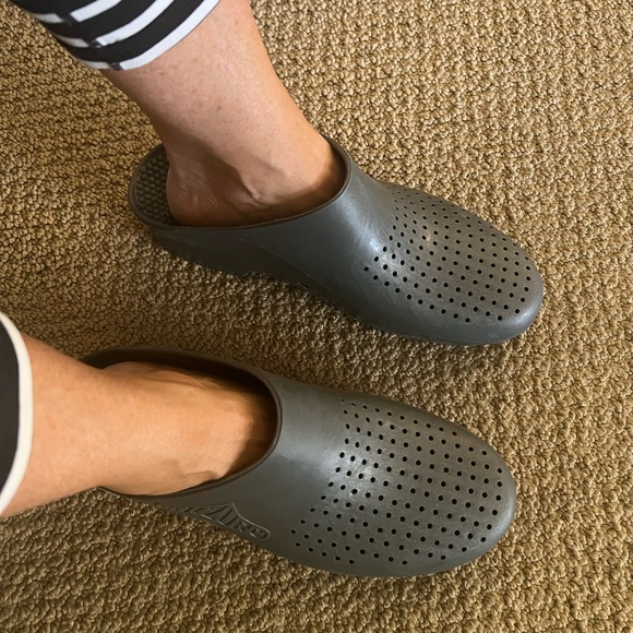 CALZURO CLOGS - Picture 6 of 9